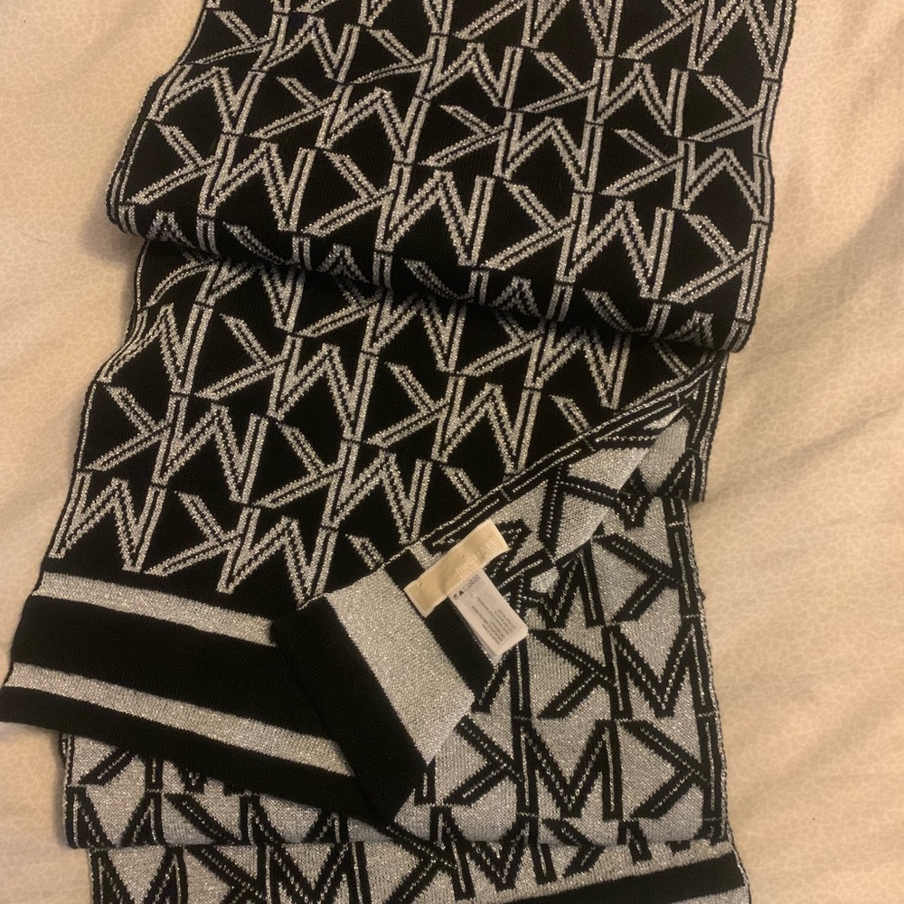Scarf